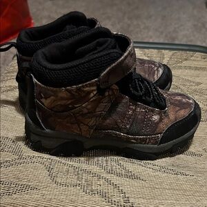 Kids Camouflage Hiking Boots
